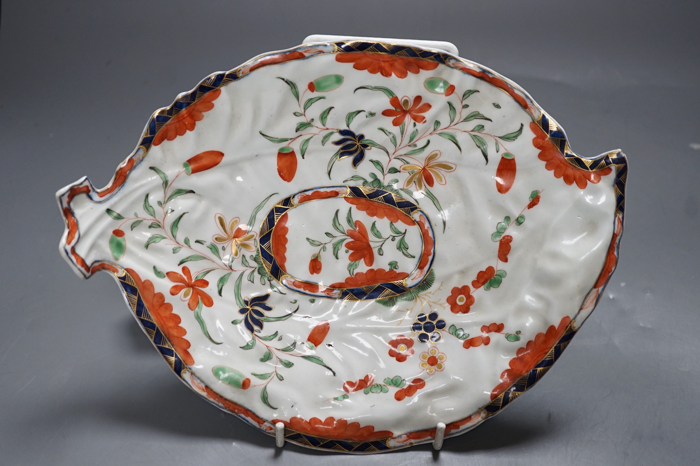 A Worcester leaf shaped dish painted in Japanese style with a version of the Kempthorne pattern, 26cm